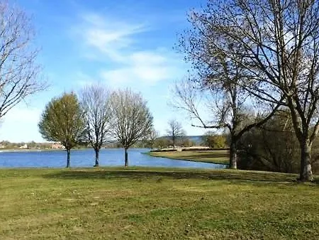 Le Confort Sans Chichis, Un Cocon Pour 1 A 6 Voyageurs * Lapeyrouse