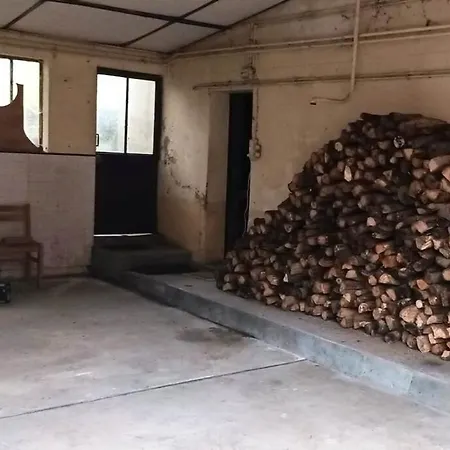 Le Confort Sans Chichis, Un Cocon Pour 1 A 6 Voyageurs Lapeyrouse